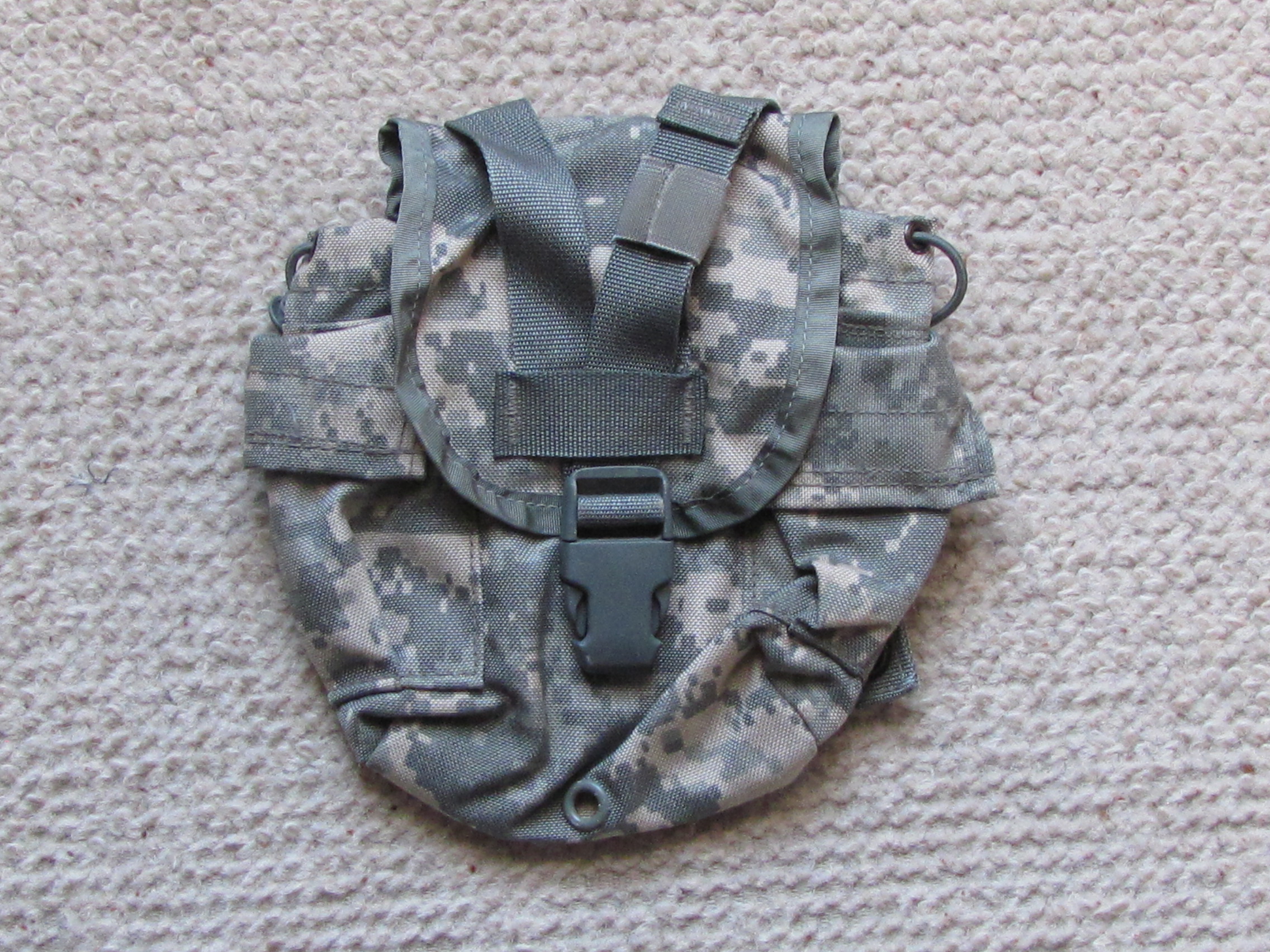 MOLLE Canteen/ general purpose pouch
